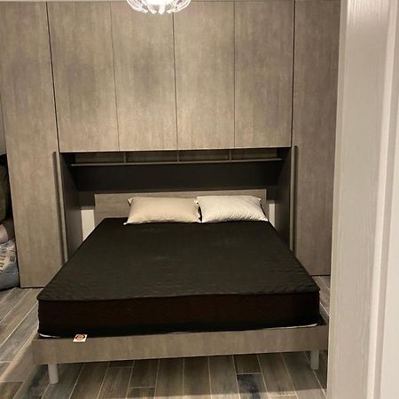 One Beautiful Bedroom Flat In Pietà Extérieur photo