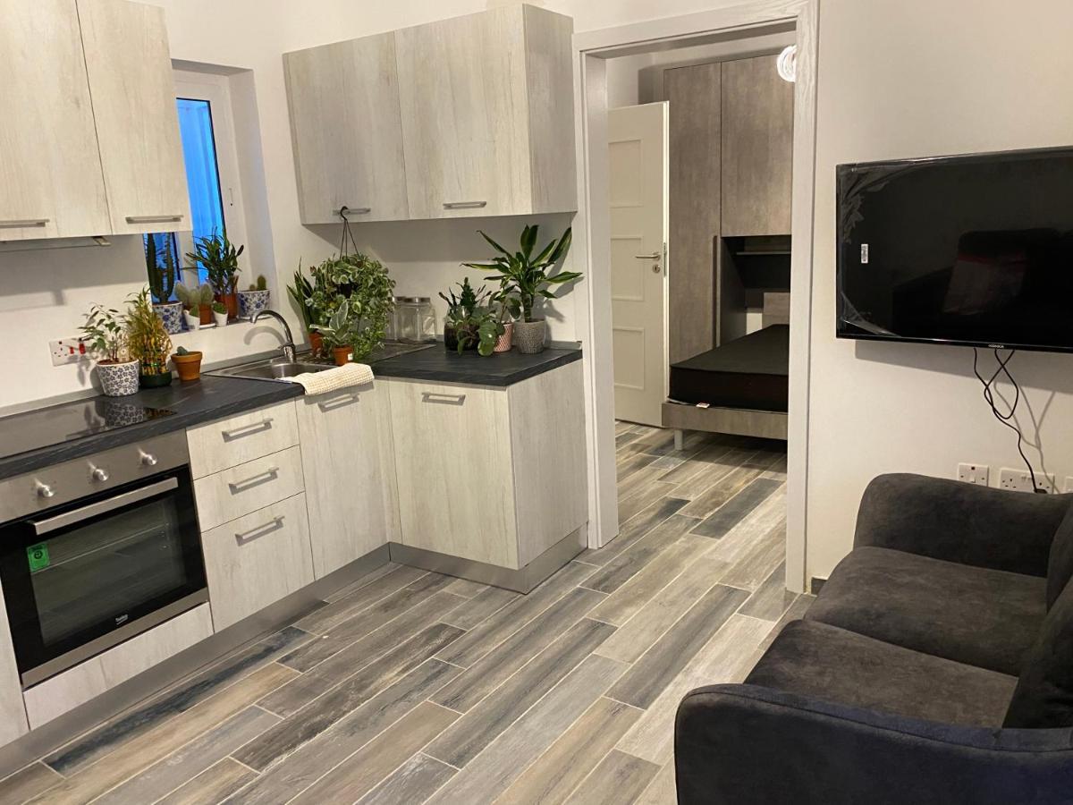 One Beautiful Bedroom Flat In Pietà Extérieur photo