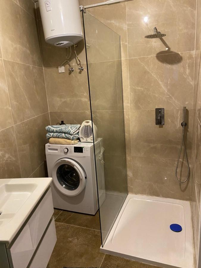 One Beautiful Bedroom Flat In Pietà Extérieur photo